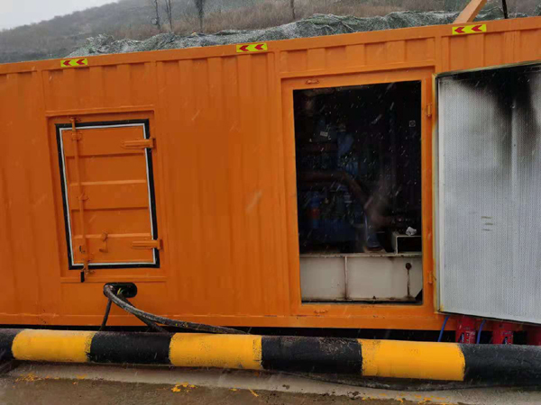 拉萨发电机出租 柴油发电机组电压低报警怎么办？