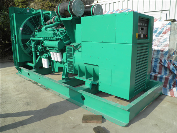 拉萨发电车出租-柴油发电机散热器怎样散热