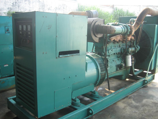 拉萨租赁发电机- 发电机碳刷磨损的原因是什么