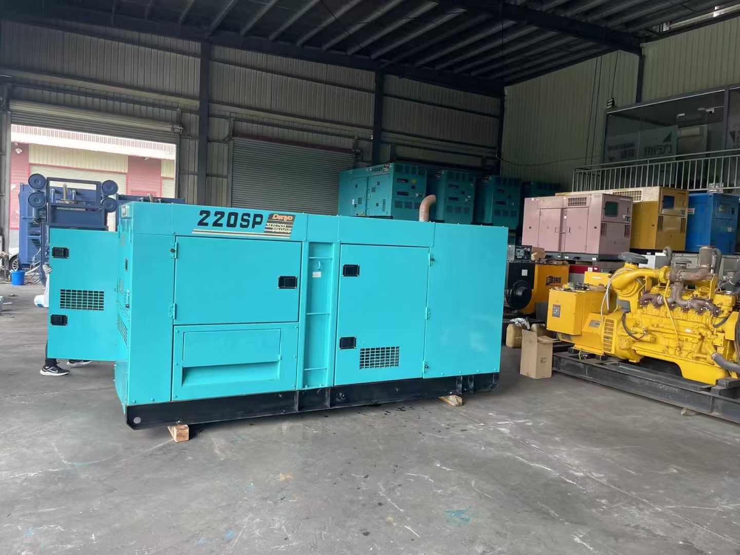 拉萨800kW 柴油发电机的输出电流波动范围是多少？