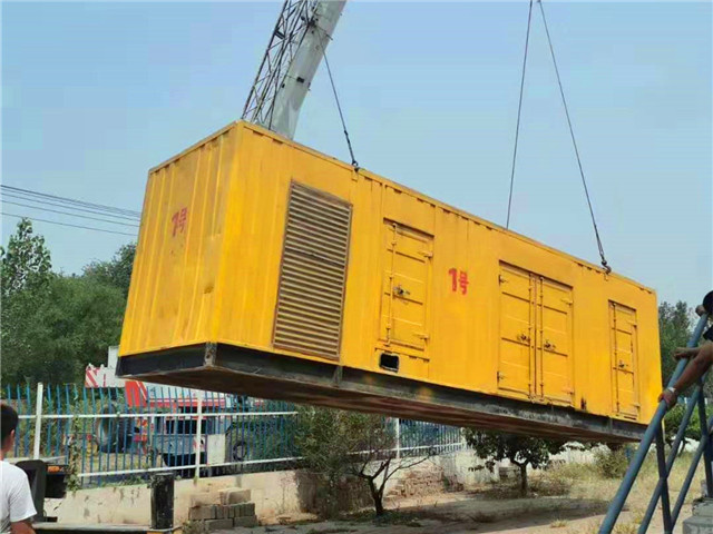 拉萨300KW柴油发电机组油耗是多少？