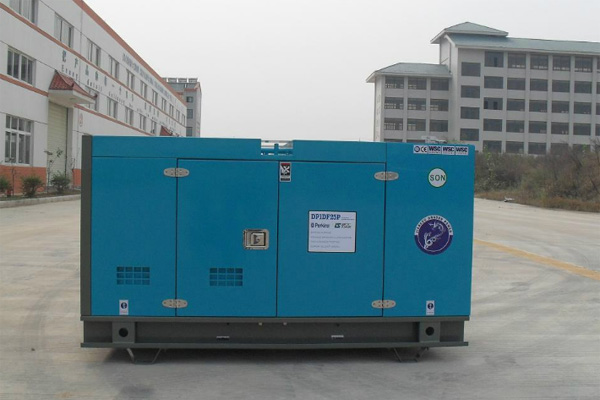 拉萨发电机租赁发电机组的换季保养注意事项