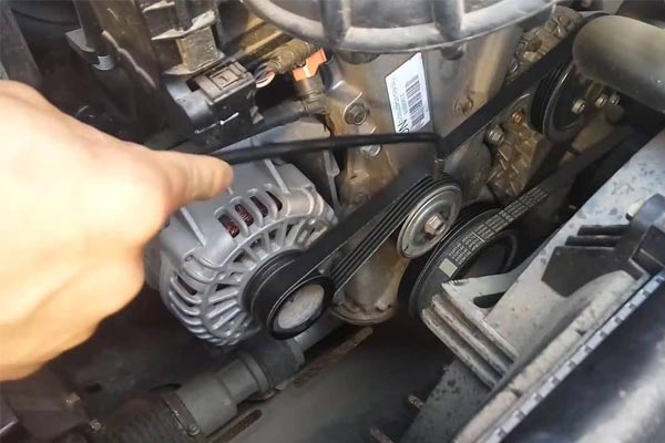 拉萨转速传感器的工作原理是什么？